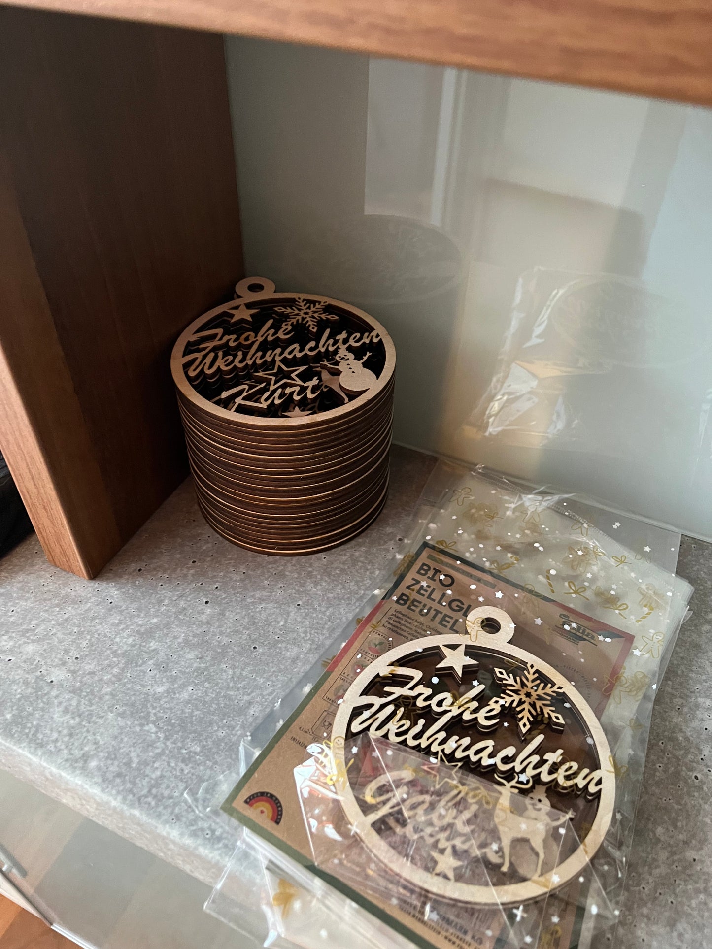 Feiertags-Ornamente